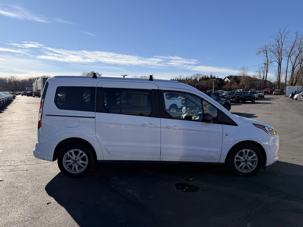 Certified 2022 Ford Transit Connect XLT image 8