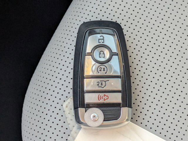 Certified 2024 Ford Escape Platinum image 29
