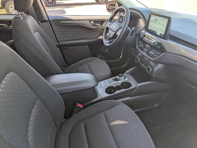 Certified 2025 Ford Escape Active FWD image 16