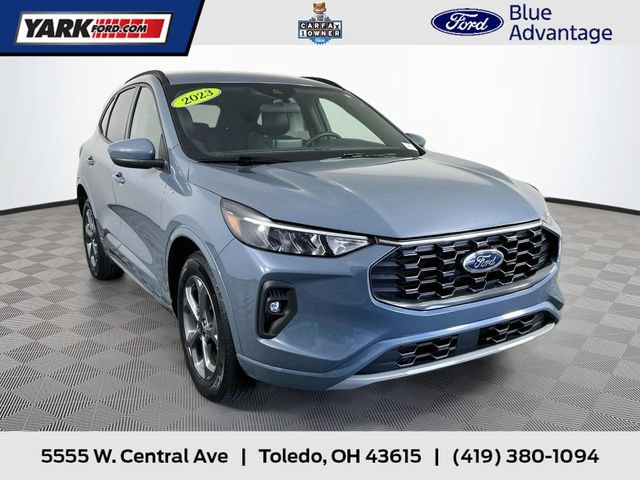 Certified 2023 Ford Escape ST-Line Select AWD/4WD image 1