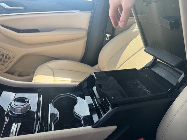 Used 2023 Jeep Grand Cherokee Limited w/ Luxury Tech Group II image 22