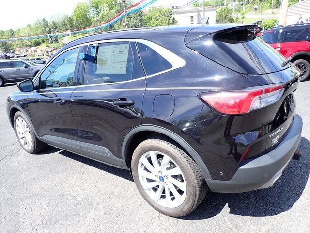 Certified 2022 Ford Escape Titanium w/ Titanium Elite Package AWD/4WD image 4