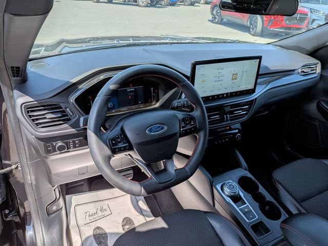 Certified 2023 Ford Escape ST-Line w/ Tech Pack #1 AWD/4WD image 8