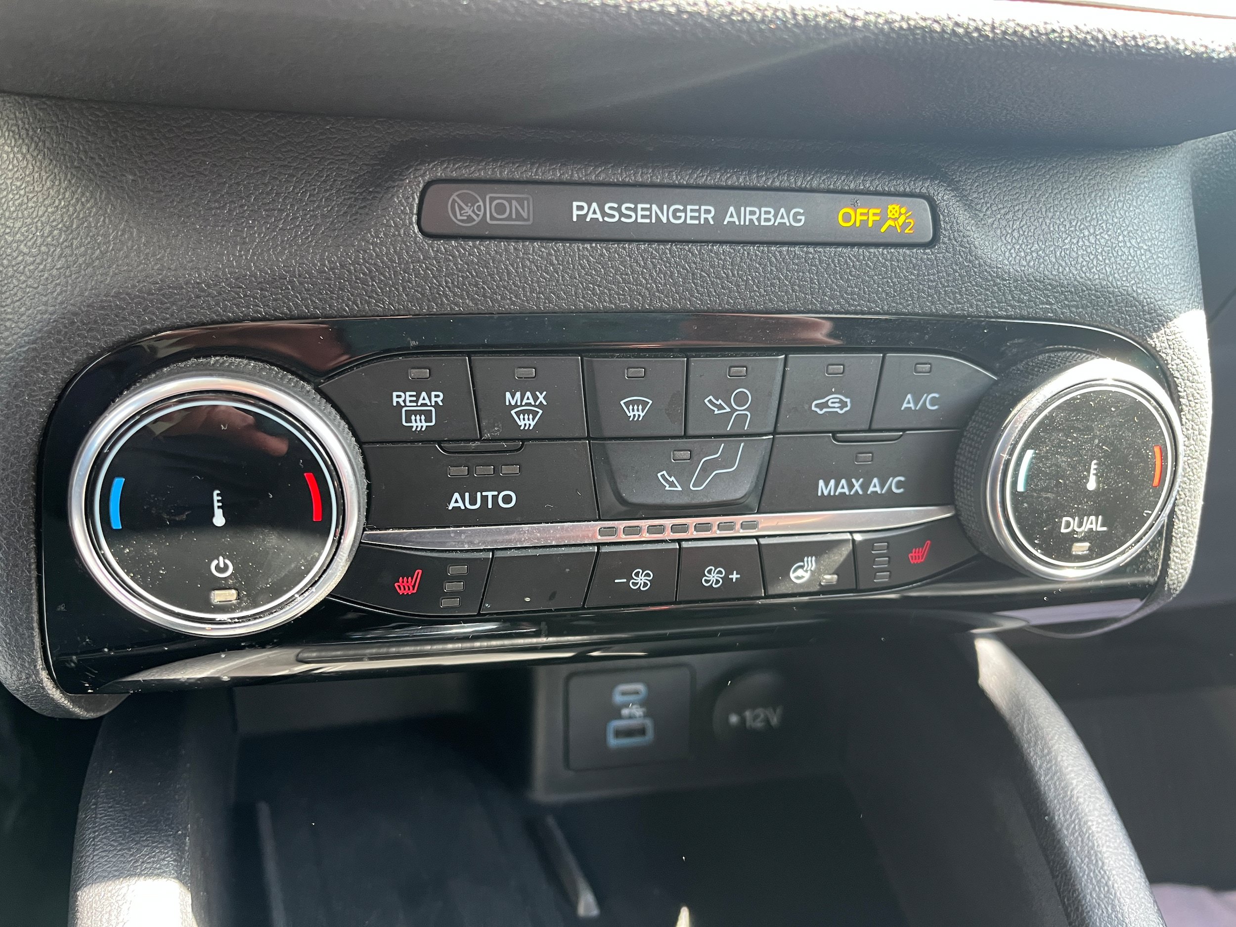 Certified 2022 Ford Escape SEL w/ Technology Package FWD image 13