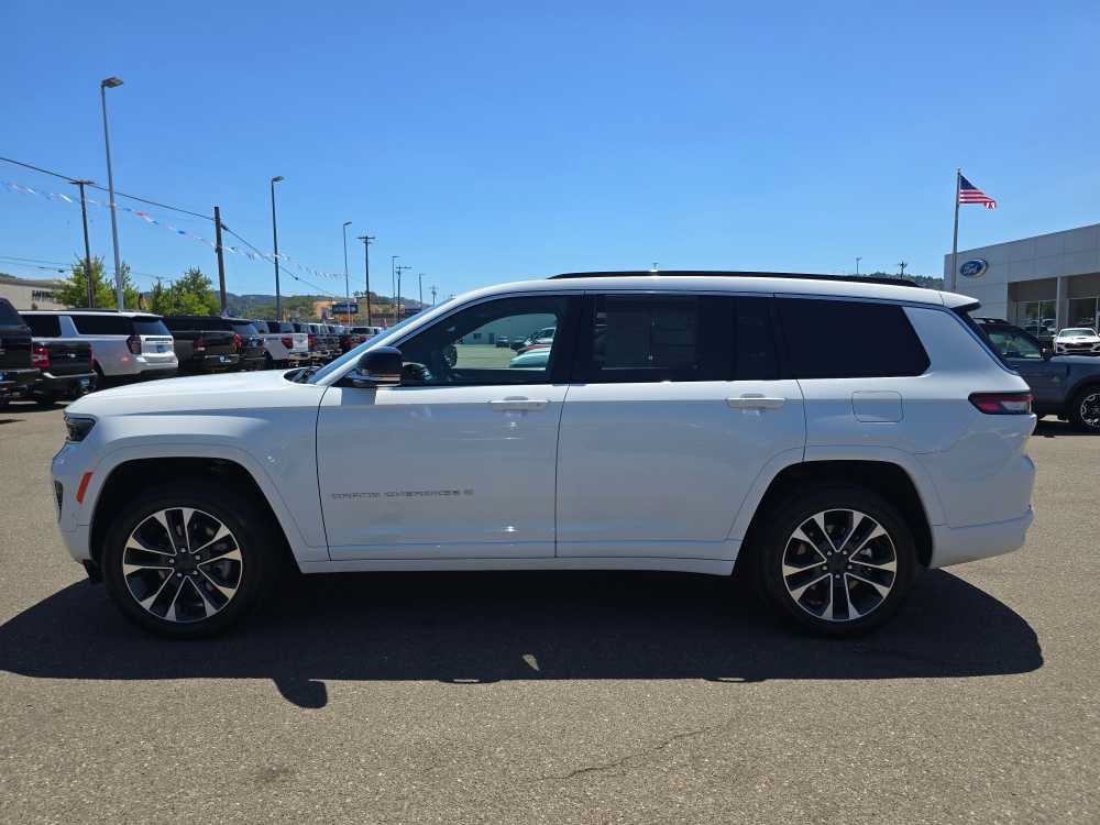 Used 2024 Jeep Grand Cherokee L Overland w/ Trailer Tow Package AWD/4WD image 2