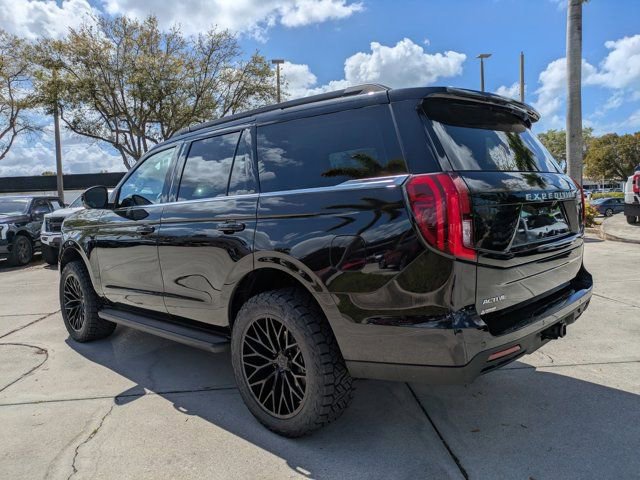 Certified 2025 Ford Expedition Active image 2