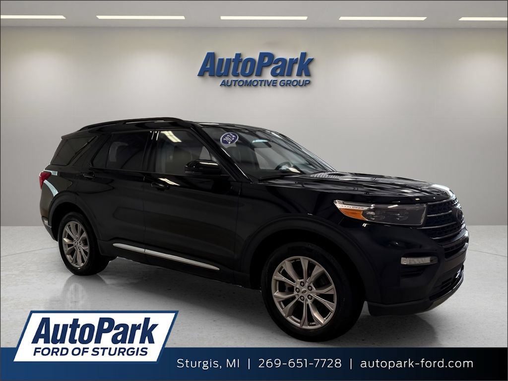 Certified 2024 Ford Explorer XLT w/ Equipment Group 202A