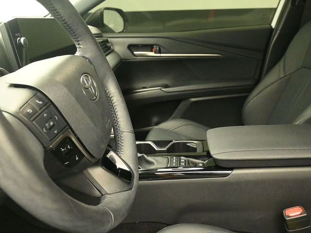 Used 2025 Toyota Camry XSE w/ Premium Plus Package image 19