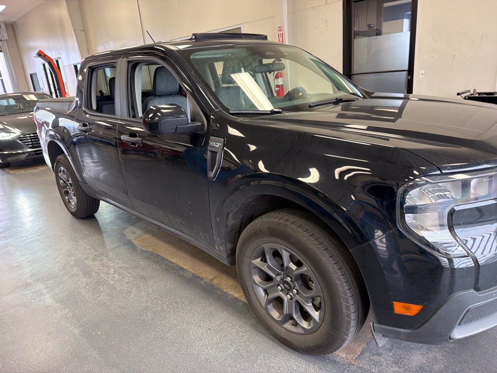 Certified 2025 Ford Maverick XLT w/ XLT Luxury Package