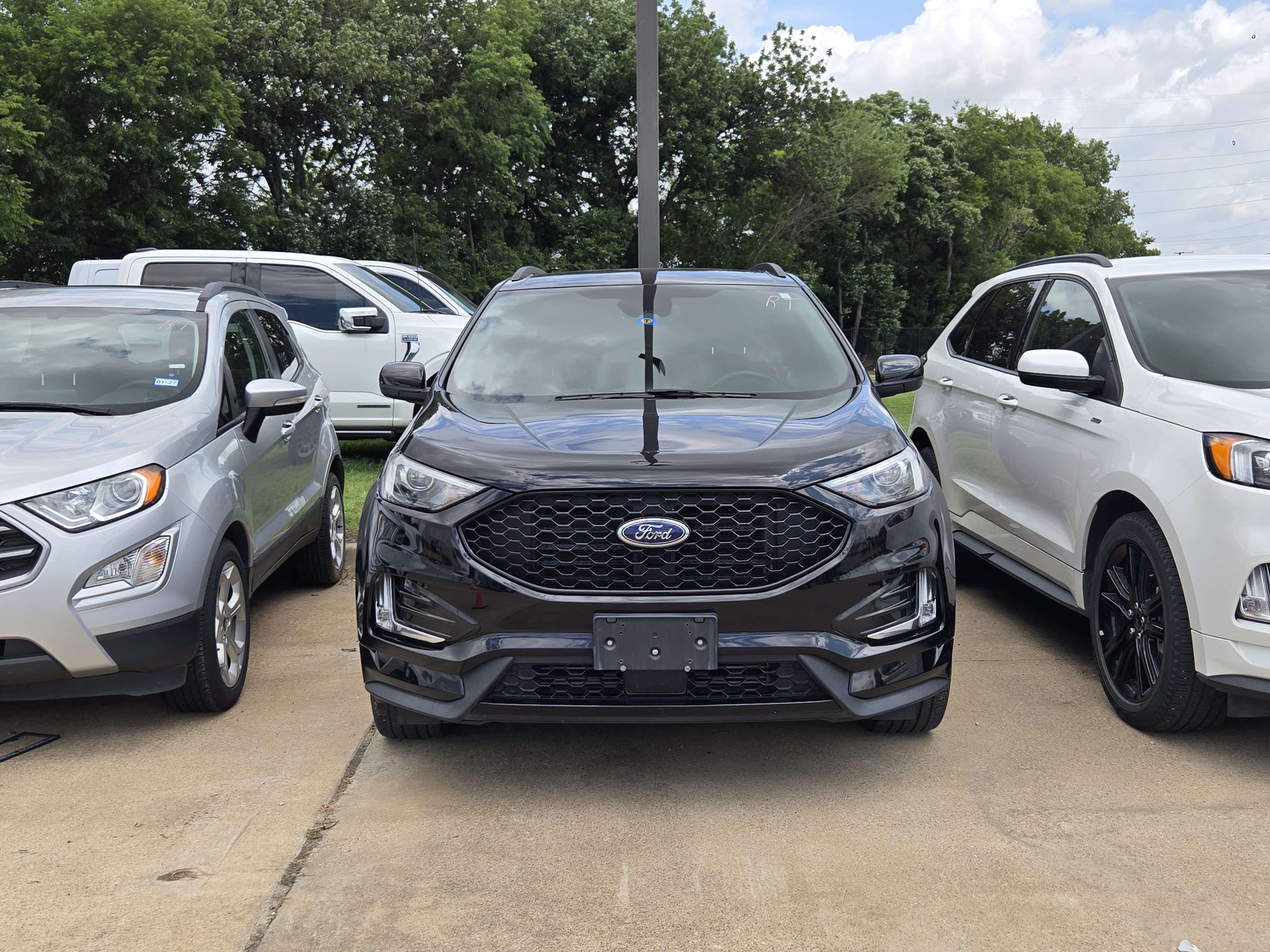 Certified 2023 Ford Edge ST-Line AWD/4WD image 2