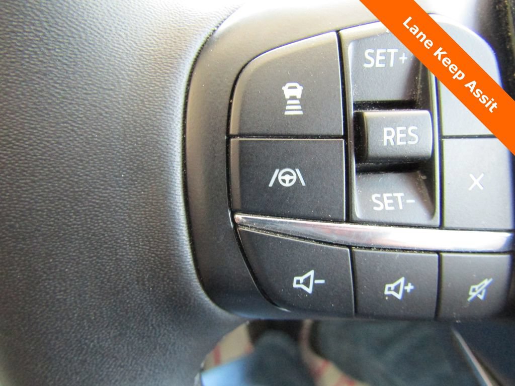 Certified 2025 Ford Maverick Lariat w/ 4K Tow Package AWD/4WD image 9