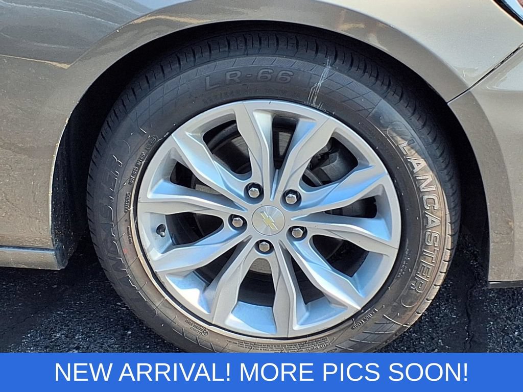 Used 2020 Chevrolet Malibu LT FWD image 25