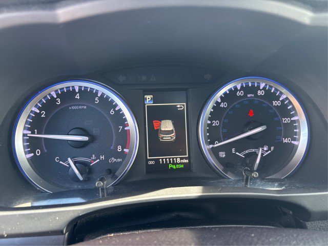Used 2018 Toyota Highlander Limited AWD/4WD image 15