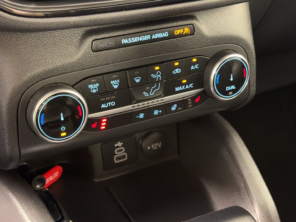 Certified 2025 Ford Escape ST-Line Select AWD/4WD image 21