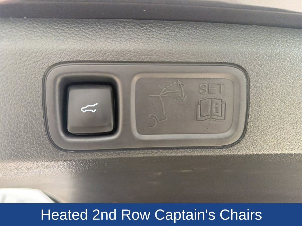 Certified 2024 Ford Expedition Limited image 10