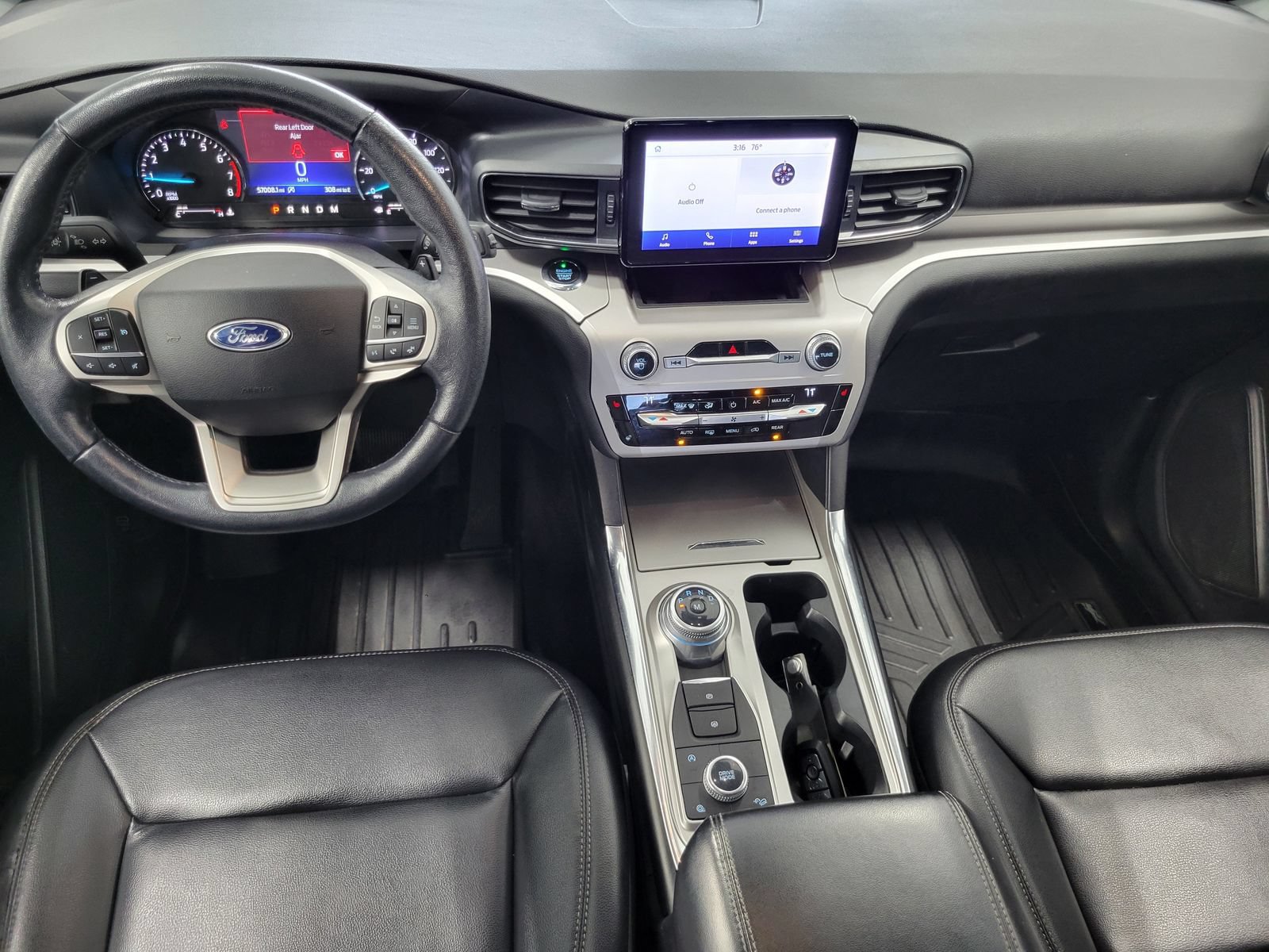 Certified 2020 Ford Explorer XLT w/ Equipment Group 202A AWD/4WD image 27