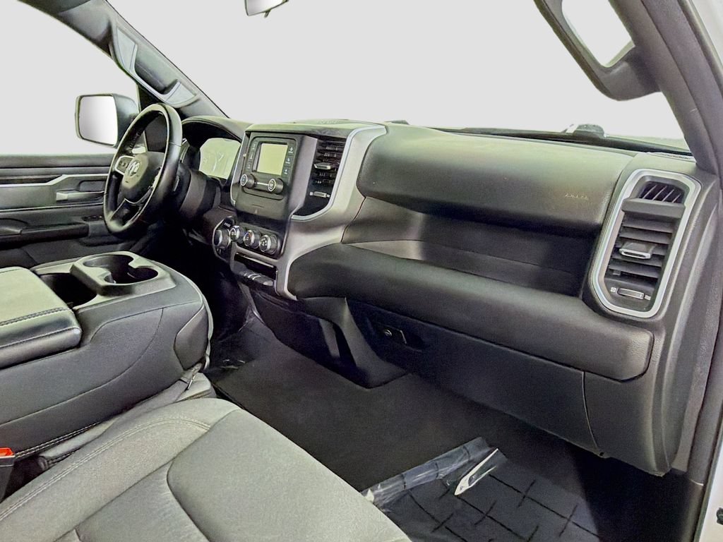 Used 2022 RAM 1500 Big Horn AWD/4WD image 30