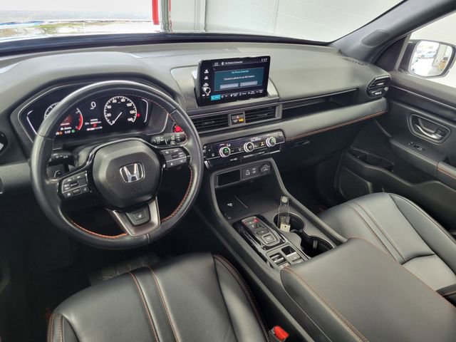 Used 2025 Honda Pilot TrailSport image 23