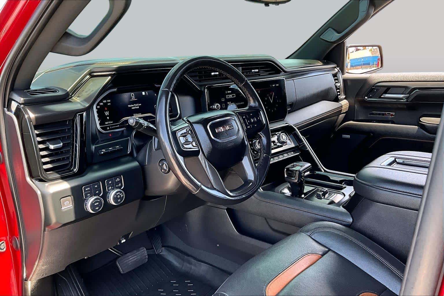 Used 2022 GMC Sierra 1500 AT4 w/ AT4 Premium Package AWD/4WD image 17