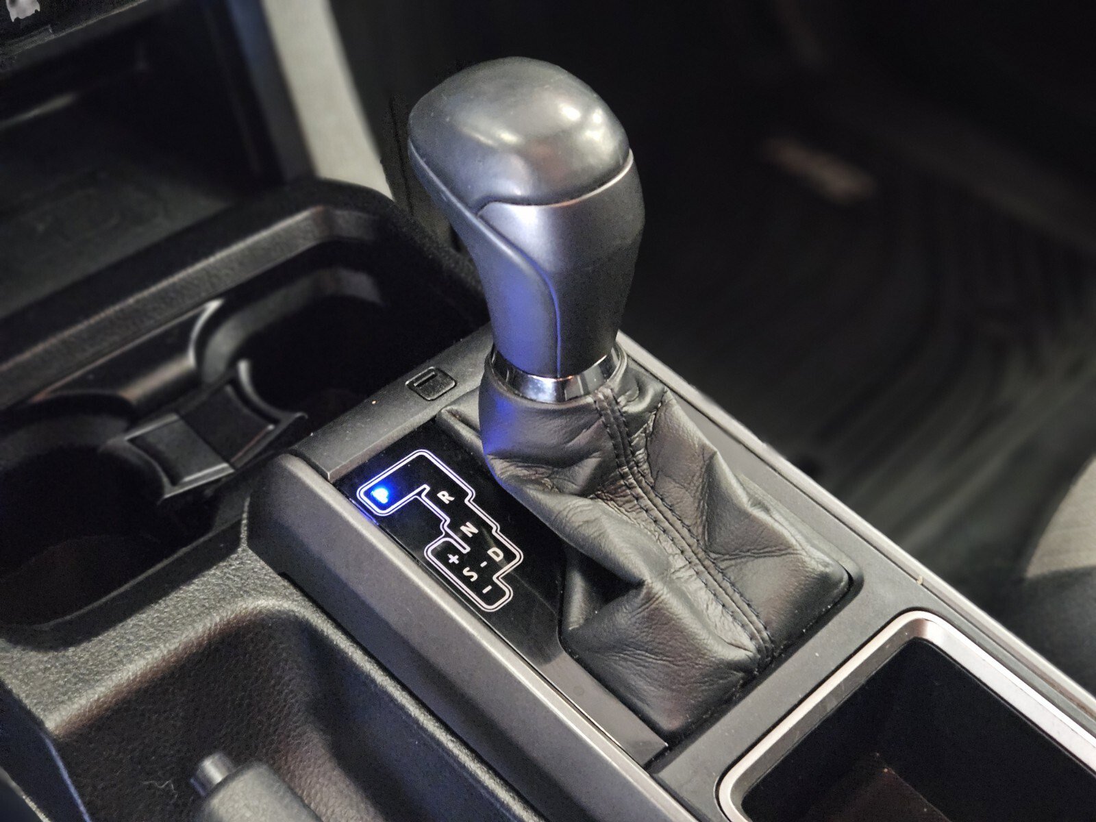 Used 2021 Toyota Tacoma TRD Off-Road w/ Technology Package image 25