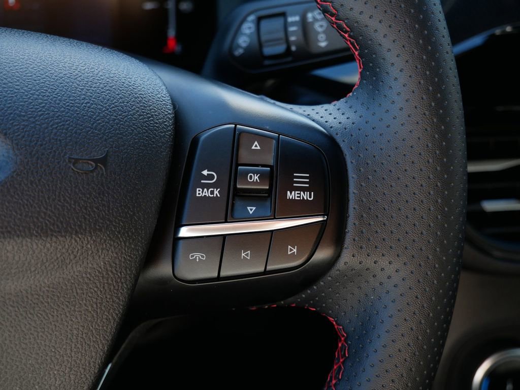 Certified 2025 Ford Escape ST-Line image 19