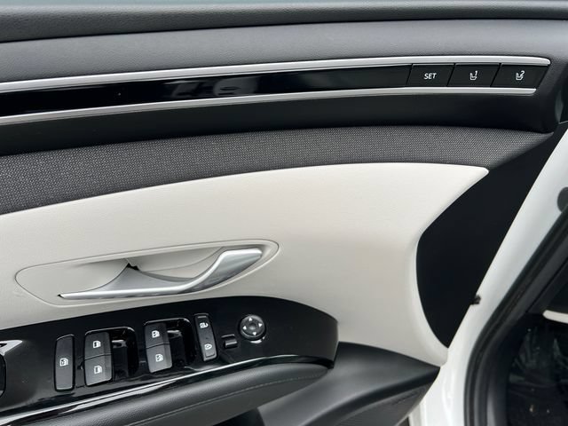 Used 2024 Hyundai Tucson Limited FWD image 14