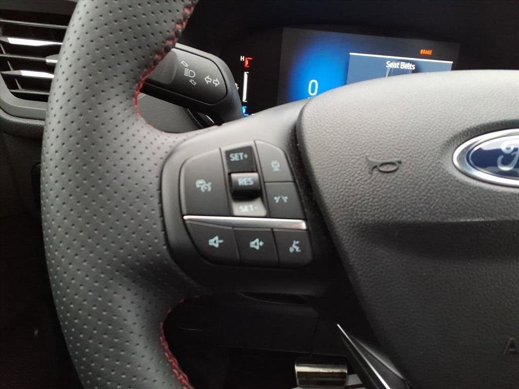 Certified 2023 Ford Escape ST-Line w/ Tech Pack #1 image 17