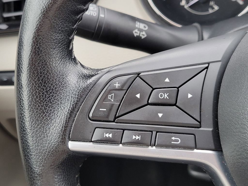 Used 2022 Nissan Rogue Sport SL image 28