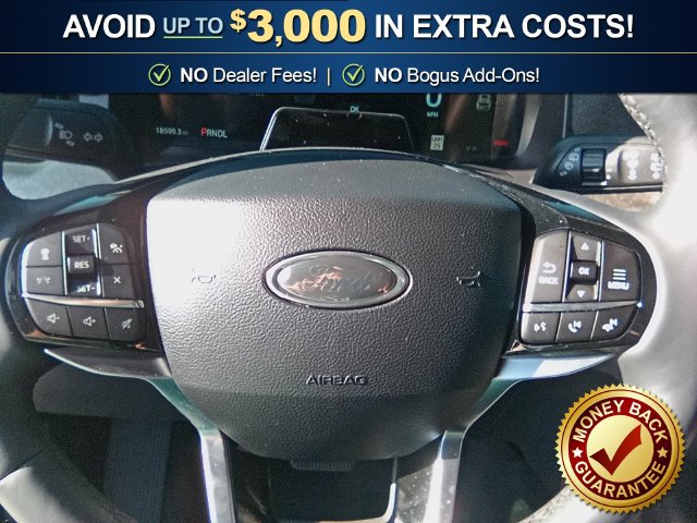 Certified 2025 Ford Explorer Platinum w/ Ultimate Package AWD/4WD image 18