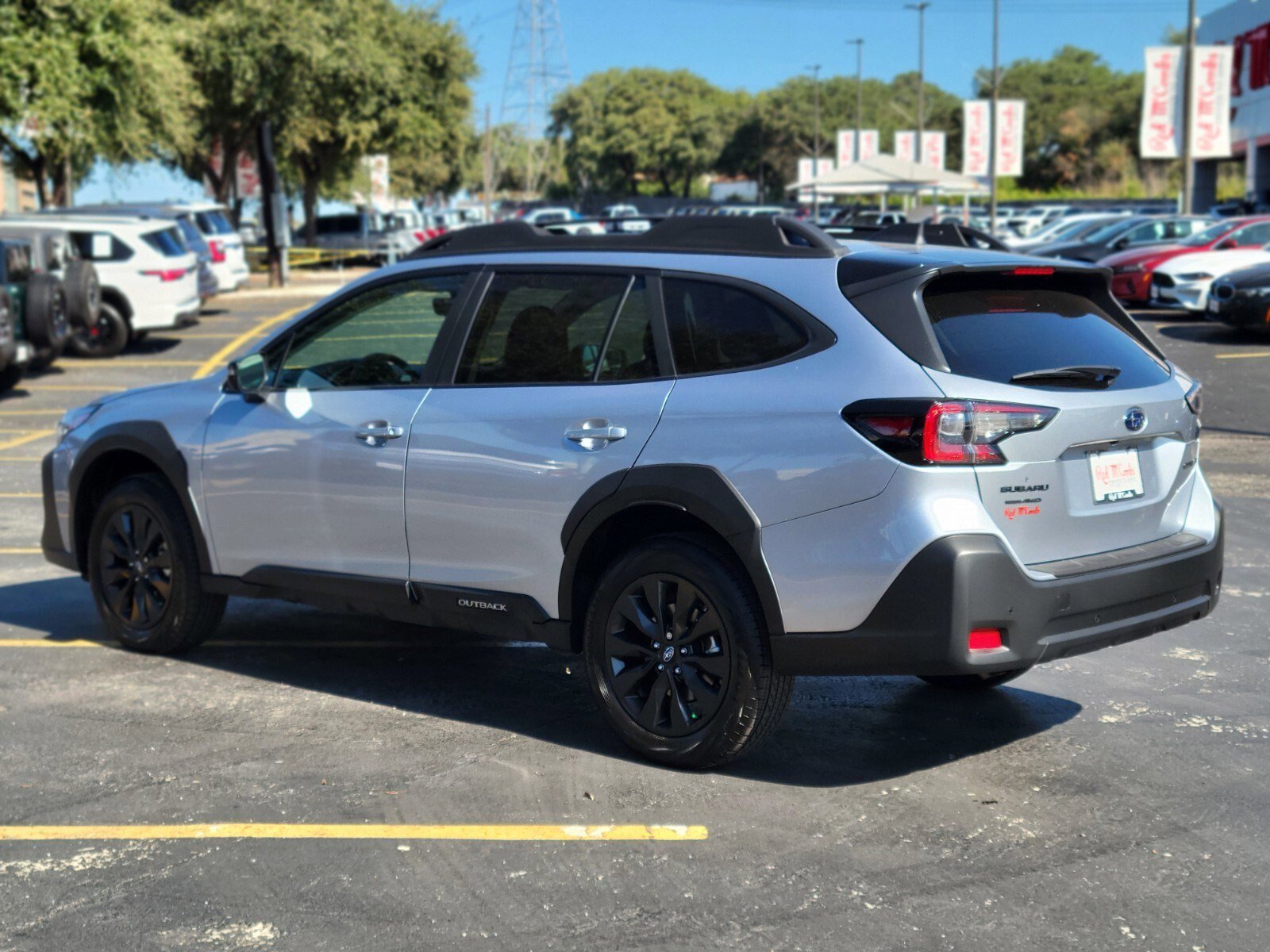 Used 2025 Subaru Outback Onyx Edition image 5