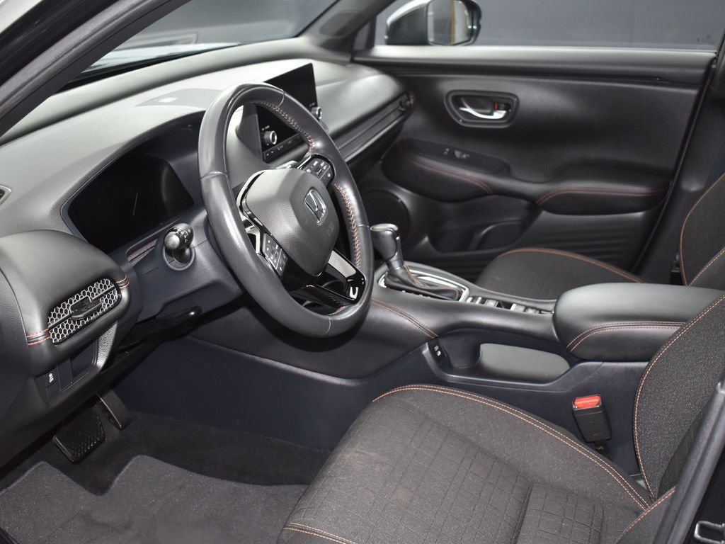 Used 2024 Honda HR-V Sport image 9