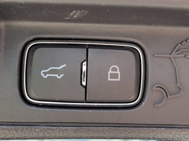 Certified 2020 Ford Explorer Limited RWD image 15