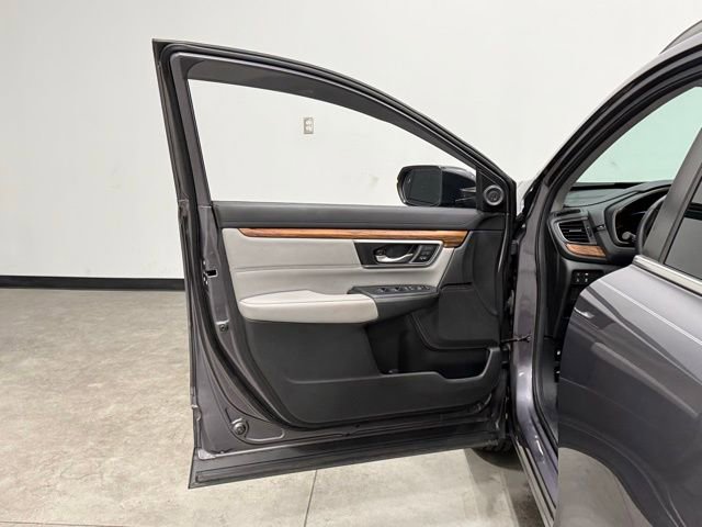 Used 2018 Honda CR-V Touring image 13