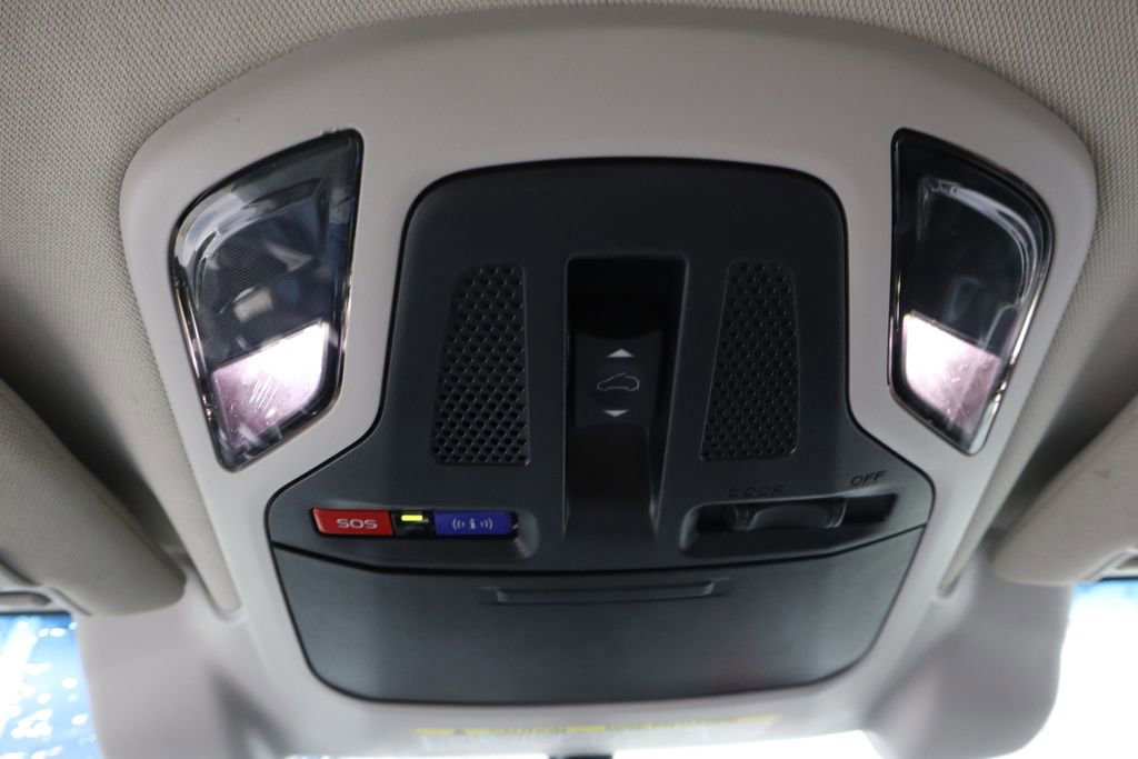 Used 2022 Subaru Outback Limited w/ Popular Package #2 image 36