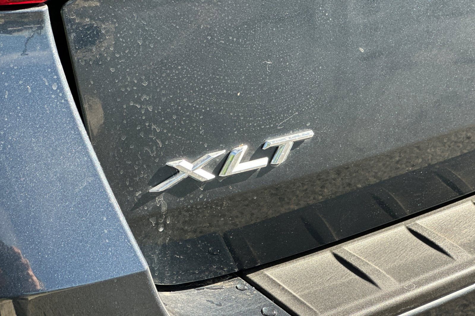 Certified 2022 Ford Explorer XLT image 9