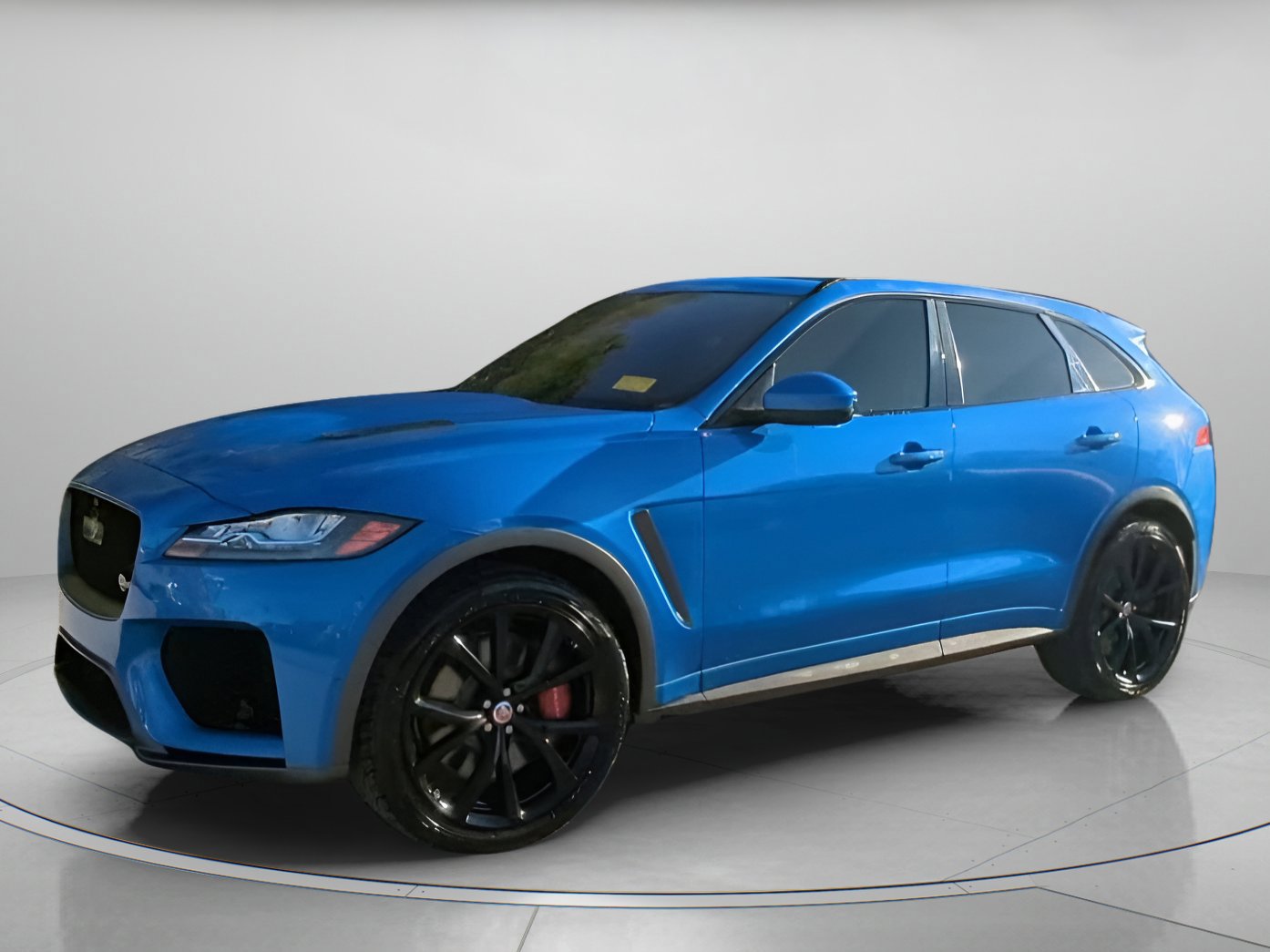 Used 2020 Jaguar F-PACE SVR image 5