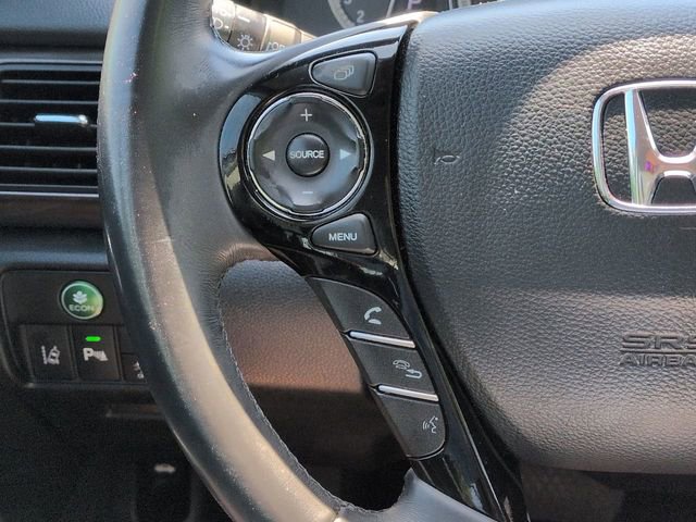 Used 2017 Honda Accord Touring image 32