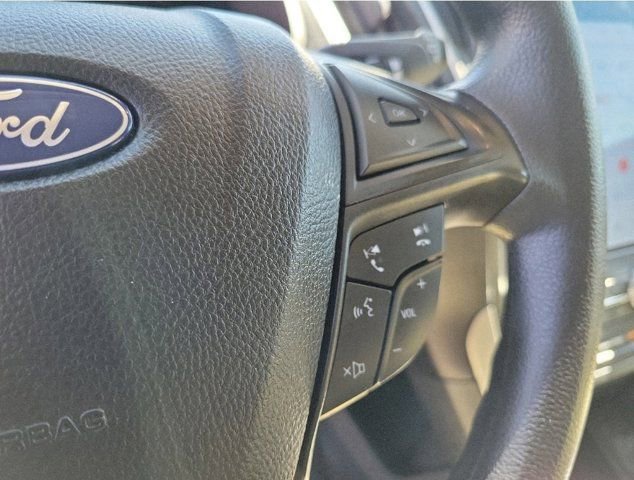 Certified 2024 Ford Edge SE image 24