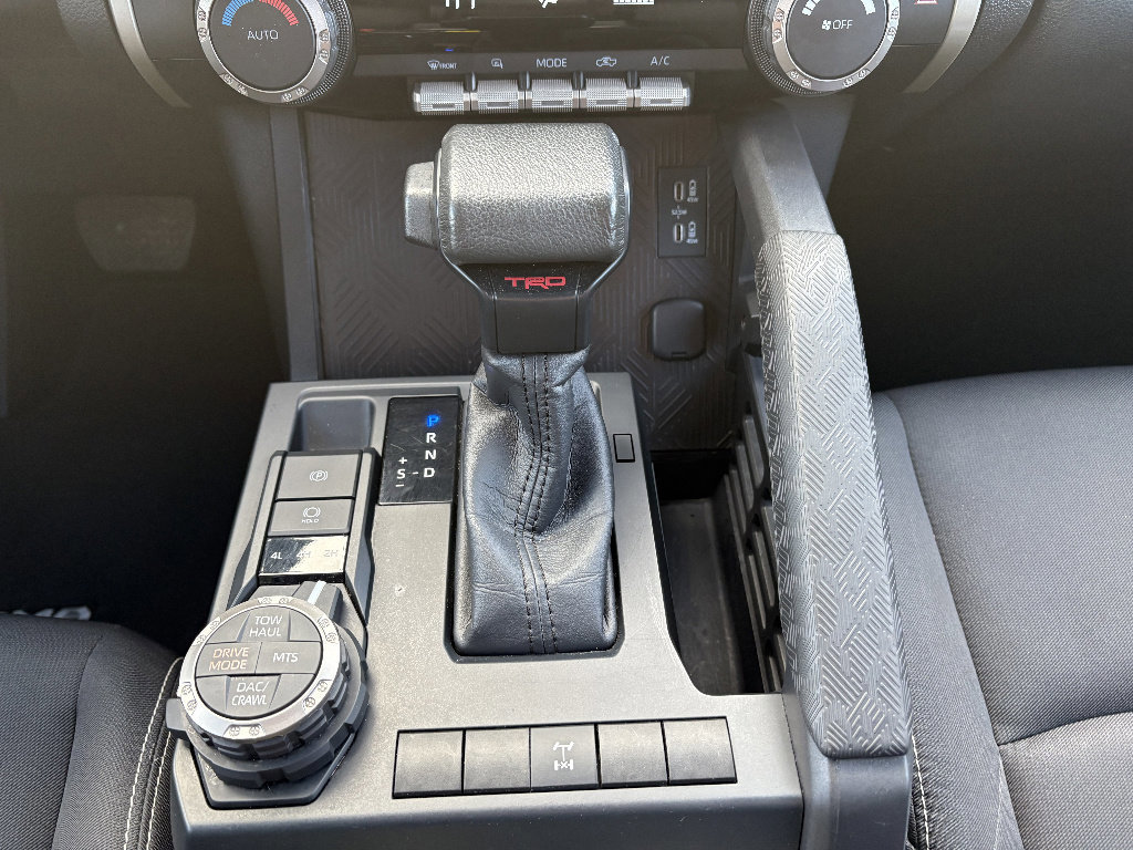 Used 2024 Toyota Tacoma TRD Off-Road AWD/4WD image 28