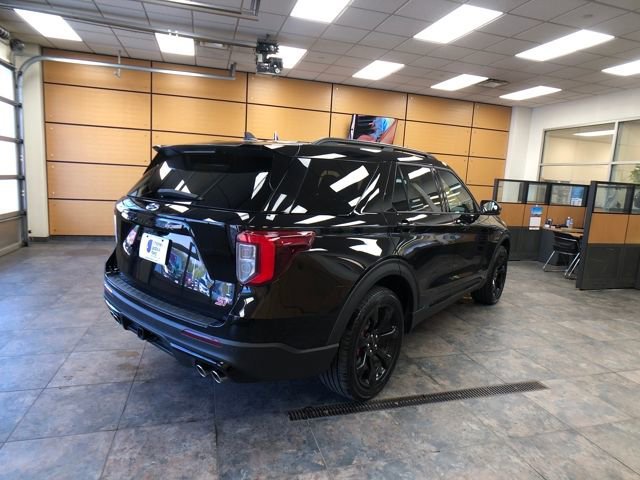 Certified 2023 Ford Explorer ST w/ Equipment Group 401A image 5