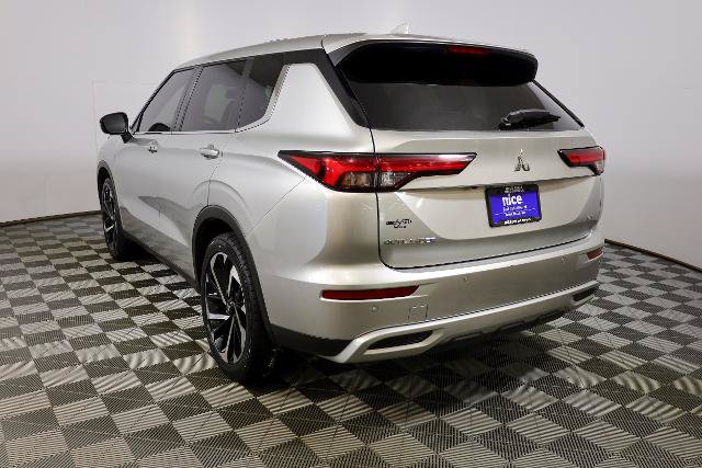 Used 2024 Mitsubishi Outlander SE AWD/4WD image 7
