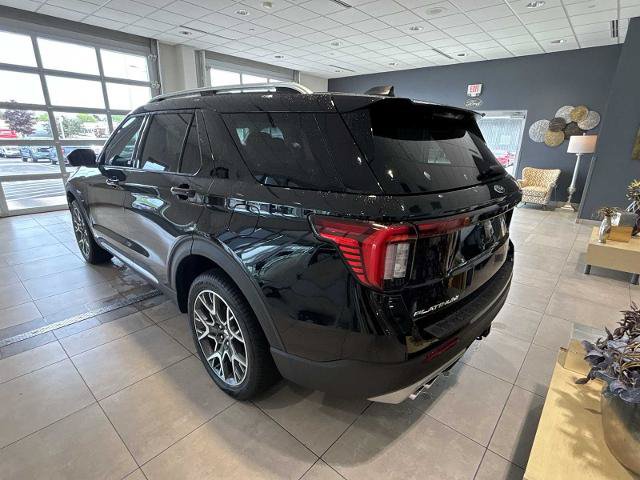 Certified 2025 Ford Explorer Platinum w/ Ultimate Package AWD/4WD image 5