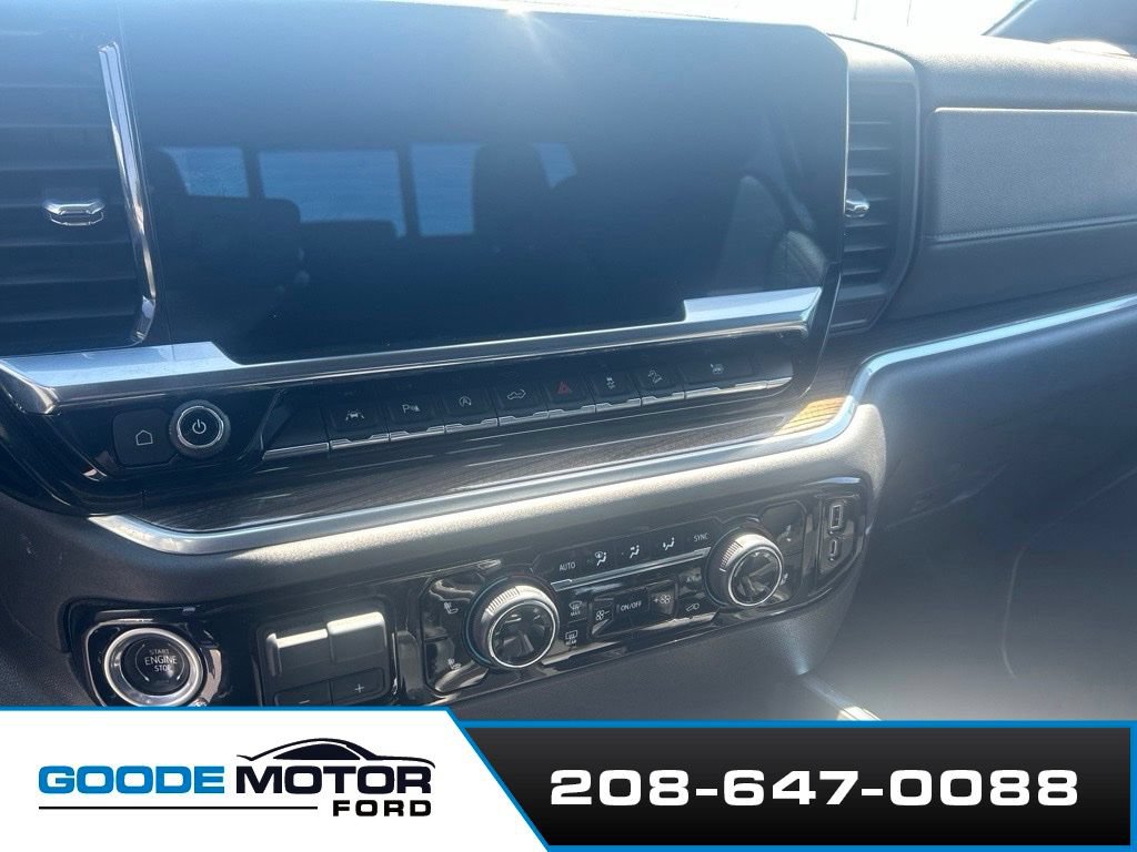 Used 2022 Chevrolet Silverado 1500 LT Trail Boss w/ Convenience Package II AWD/4WD image 7