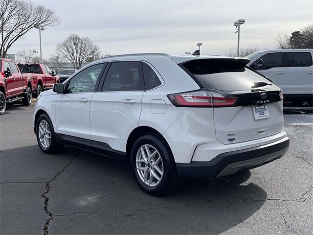 Certified 2021 Ford Edge SEL w/ Convenience Package image 3