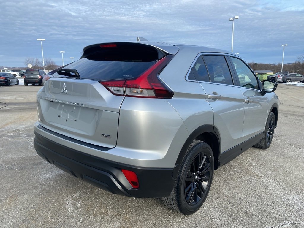 Used 2024 Mitsubishi Eclipse Cross LE image 5