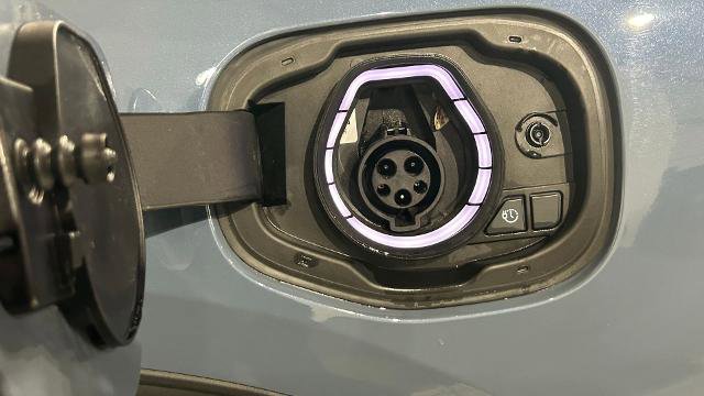 Certified 2024 Ford Escape SE FWD image 25