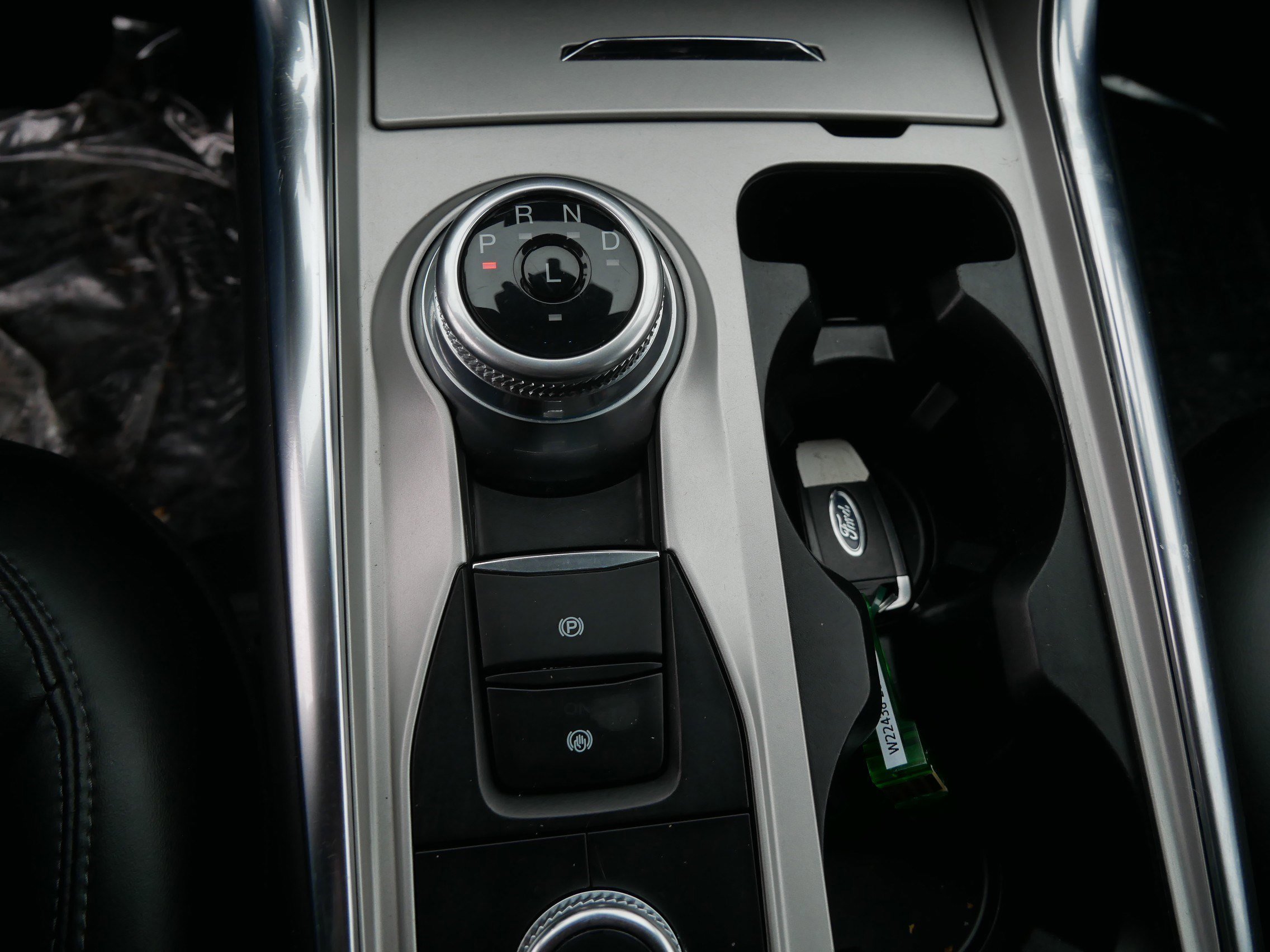 Certified 2023 Ford Explorer XLT w/ Equipment Group 202A image 27