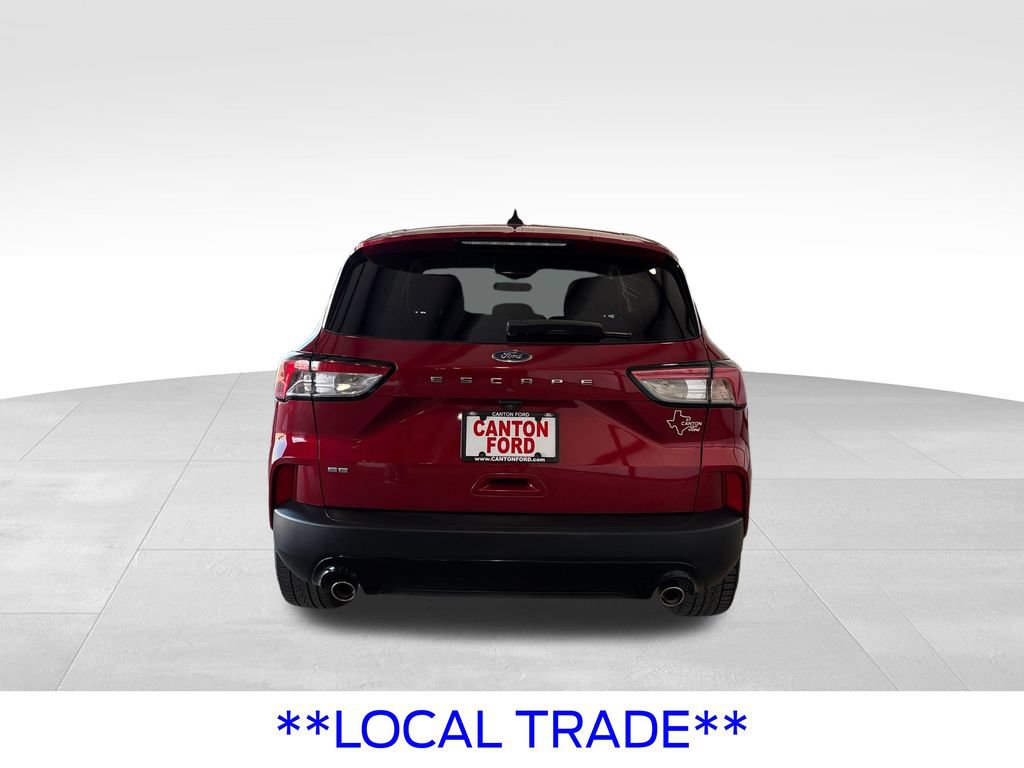 Certified 2021 Ford Escape SE w/ SE Sport Appearance Package FWD image 6