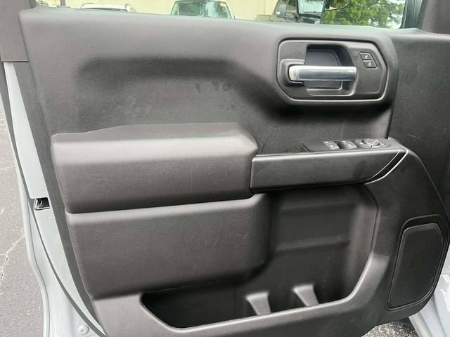 Used 2024 Chevrolet Silverado 1500 Custom w/ Turbomax Blackout Package RWD image 17