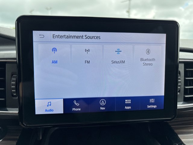 Certified 2024 Ford Explorer Limited RWD image 24
